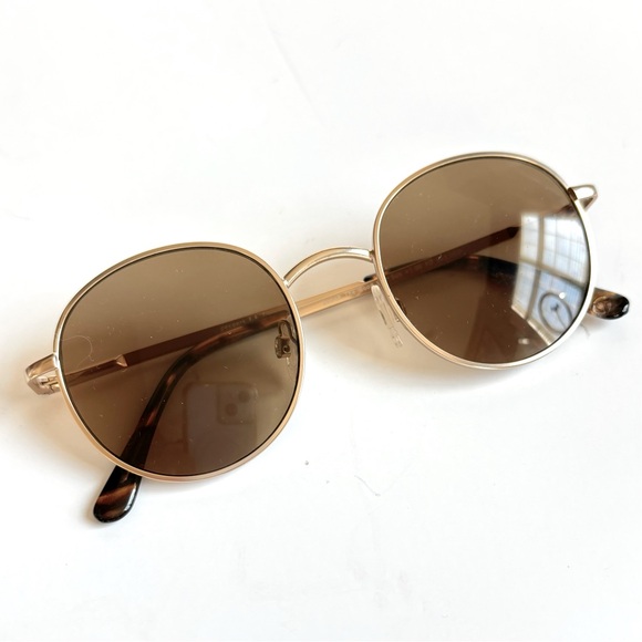 Peepers The Good Life Sunglasses Readers Gold Rim w/ +1.00 Bifocal Magnification - Picture 1 of 11